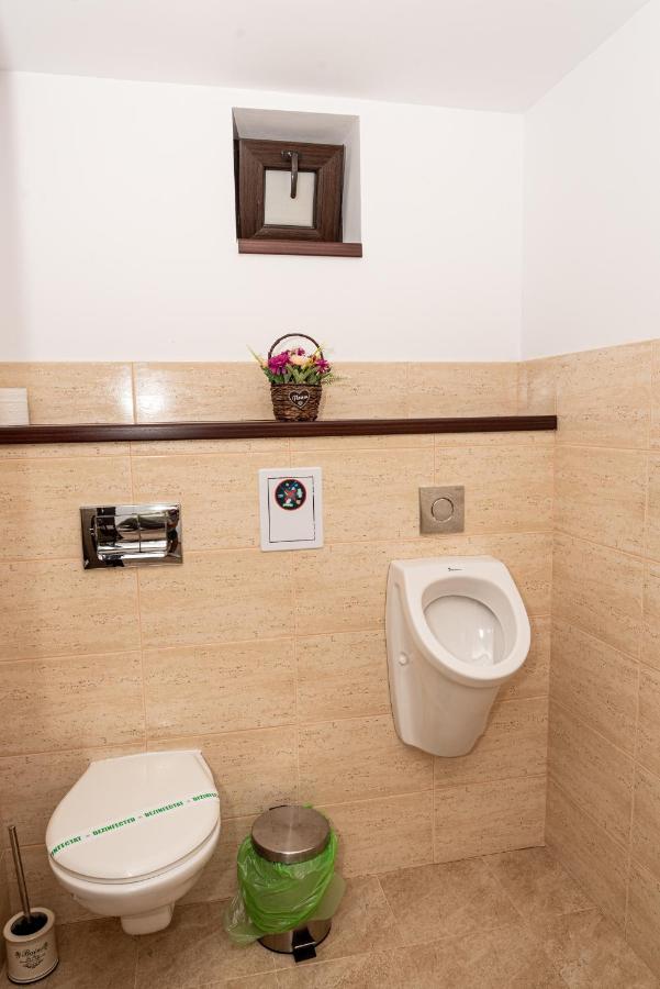 K'Raman Hotel Ramnicu Valcea Luaran gambar